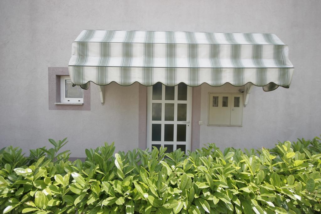 Apartments Irena Krk كرك المظهر الخارجي الصورة