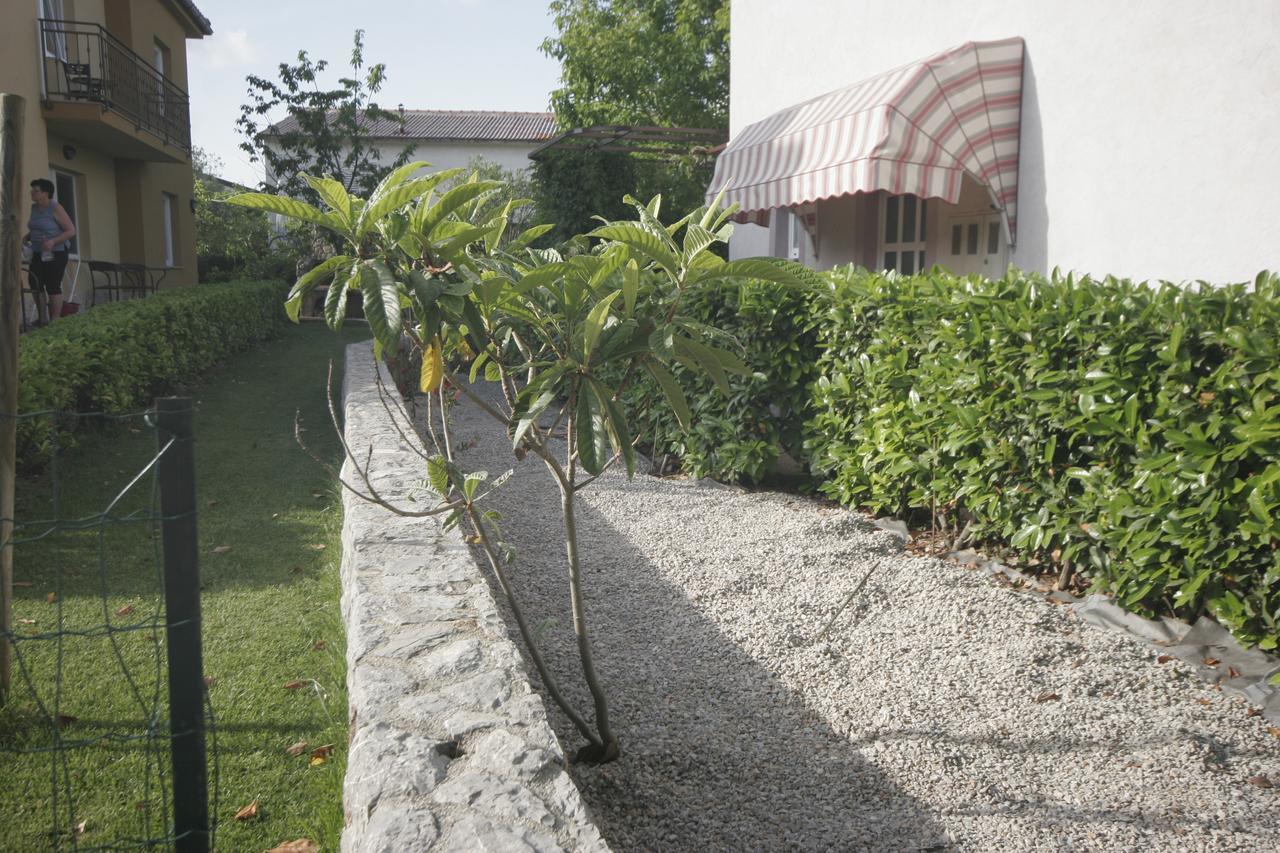 Apartments Irena Krk كرك المظهر الخارجي الصورة