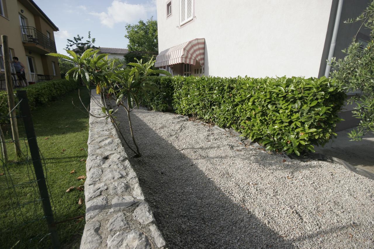 Apartments Irena Krk كرك المظهر الخارجي الصورة