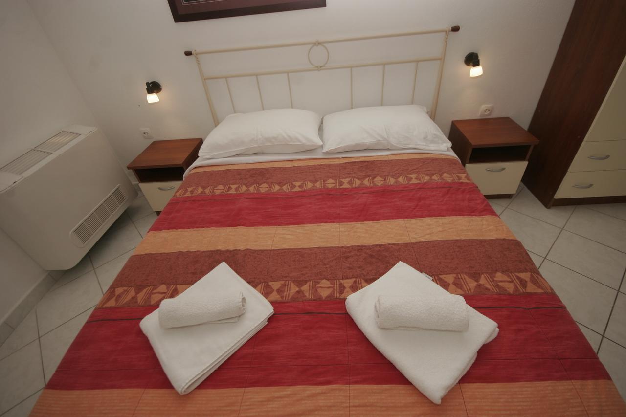 Apartments Irena Krk كرك المظهر الخارجي الصورة